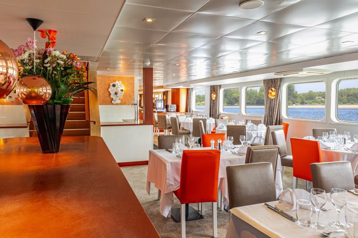 Restaurants, Bars & Cafés on MS Loire Princesse